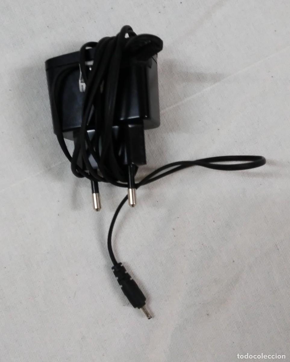 Segunda mano: CARGADOR ADAPTADOR DE M&Oacute;VIL NOKIA - Foto 1