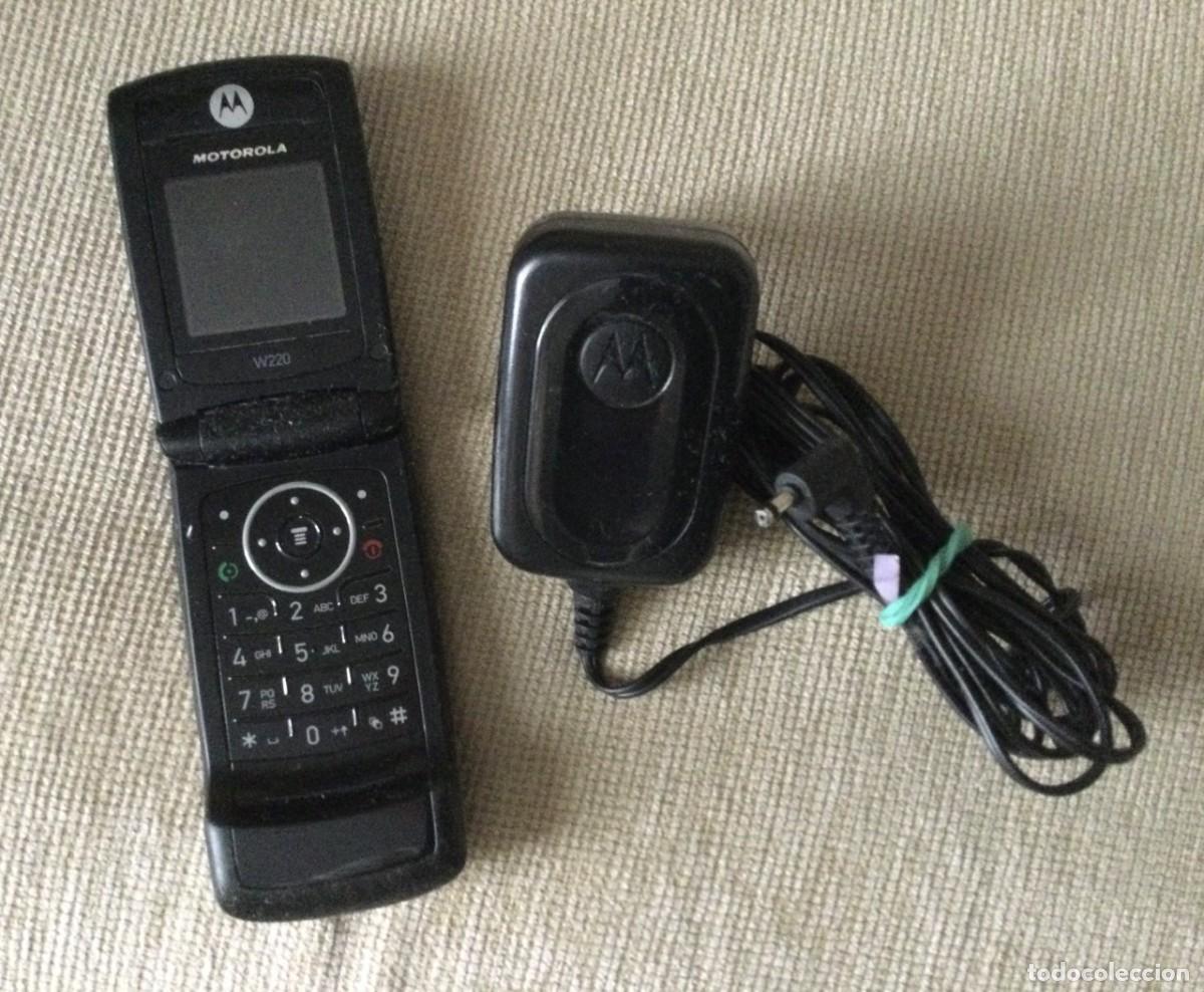 Segunda mano: M&oacute;vil. MOTOROLA W220. - Foto 3