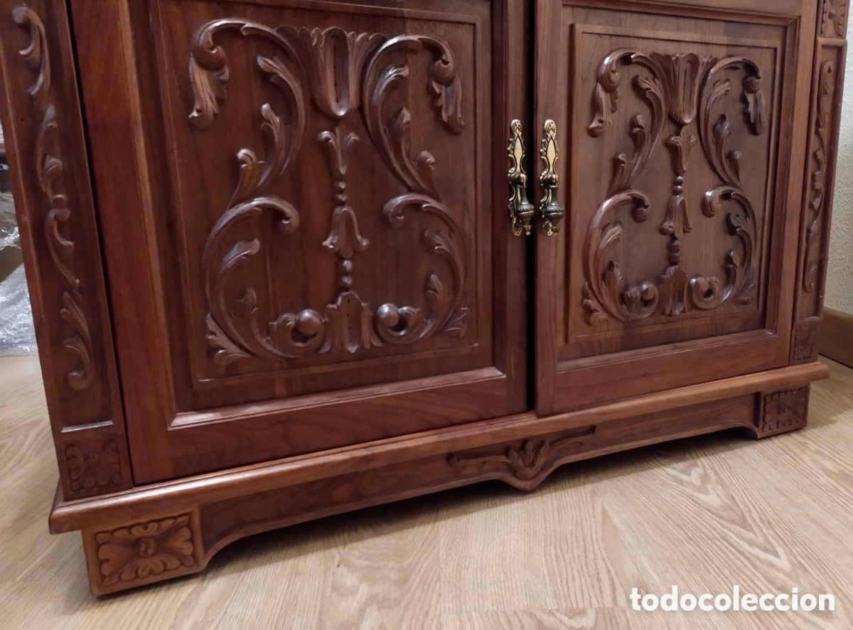 Segunda mano: Mesa madera maciza tallada de nogal americano - Foto 6