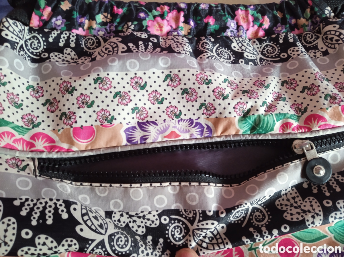 Segunda mano: MOCHILA DE FLORES - Foto 2