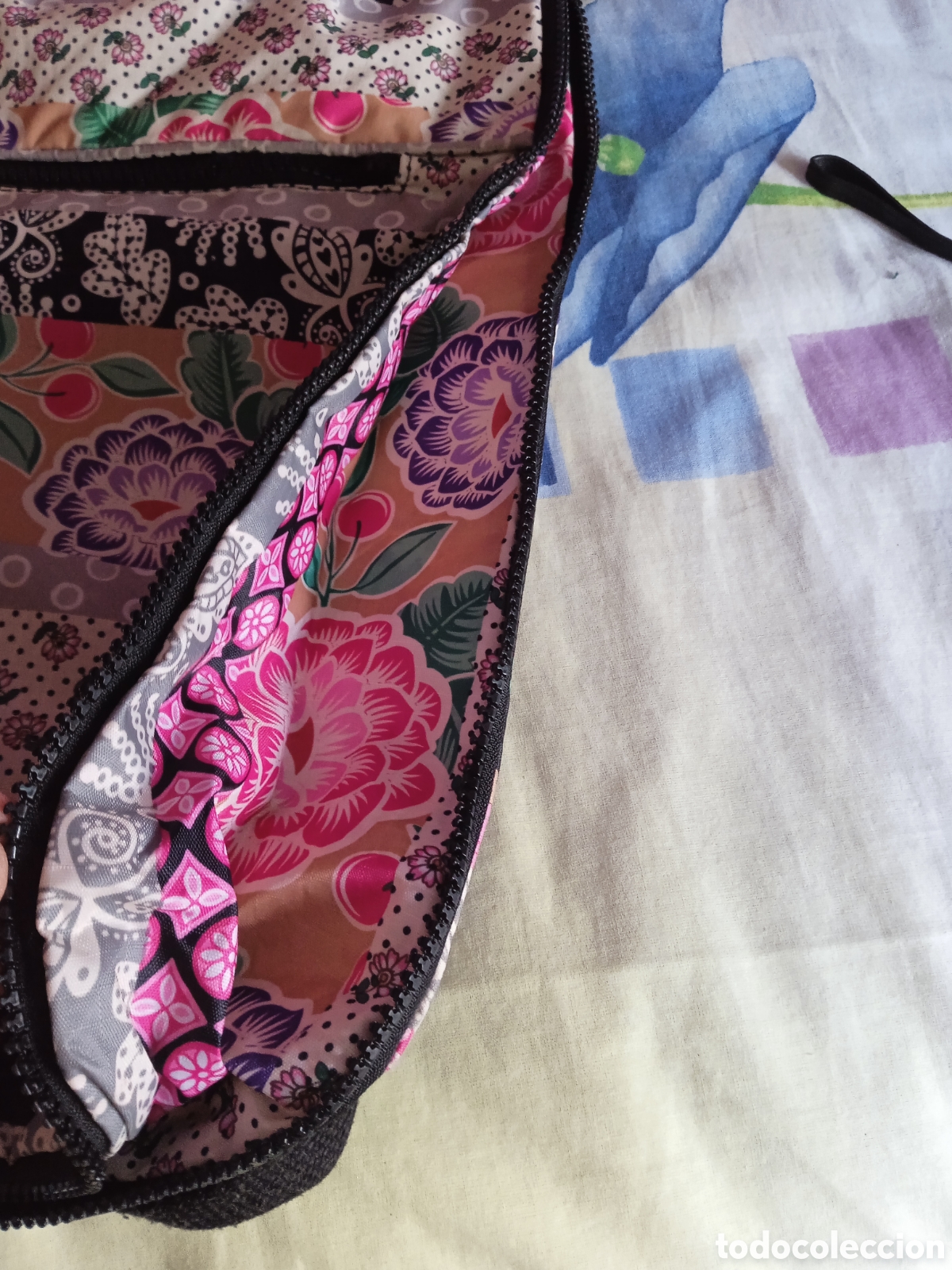 Segunda mano: MOCHILA DE FLORES - Foto 3