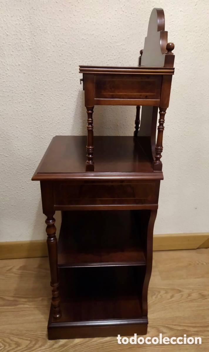 Segunda mano: Mueble multifunci&oacute;n de madera maciza con marqueter&iacute;a - Foto 2