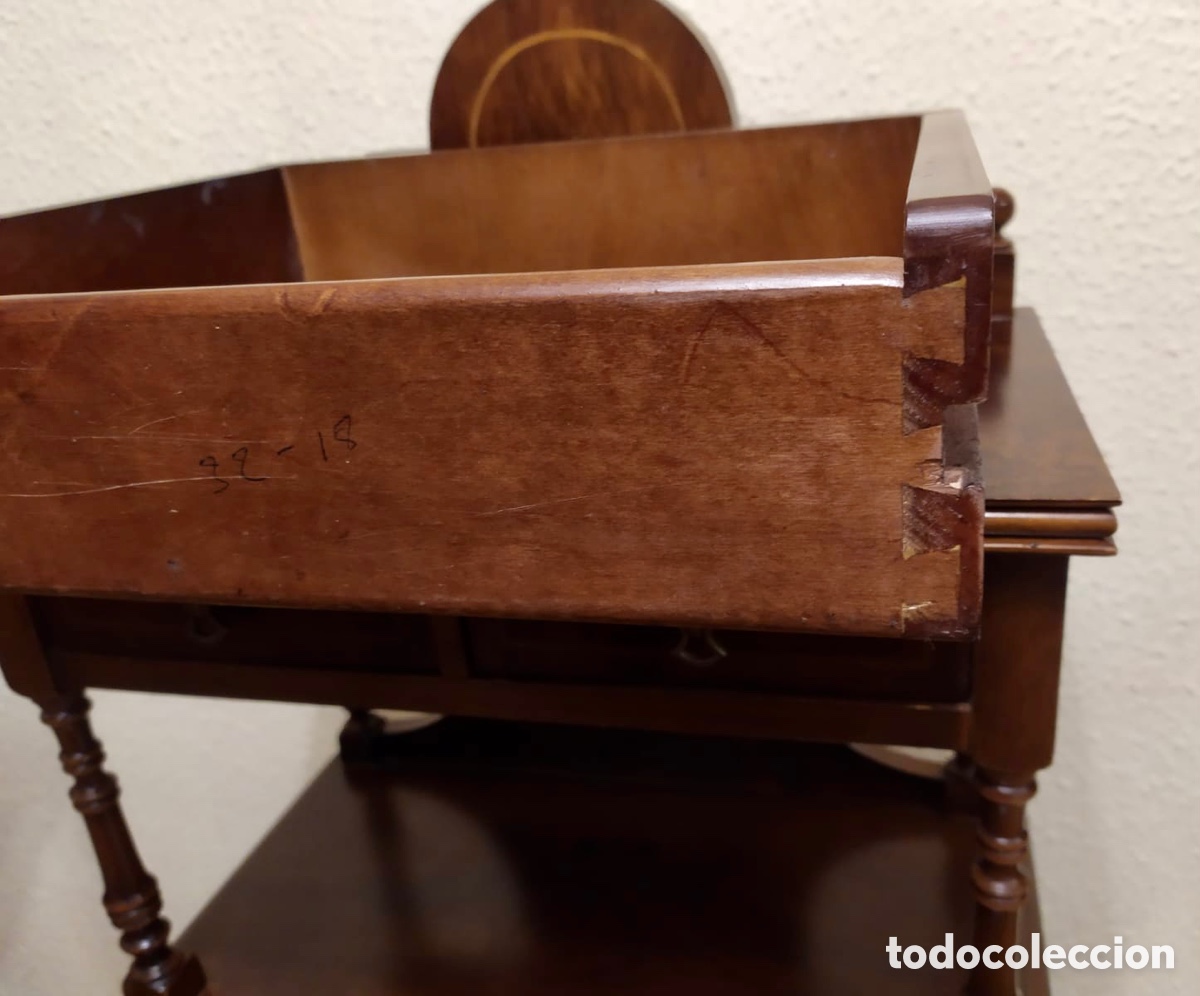 Segunda mano: Mueble multifunci&oacute;n de madera maciza con marqueter&iacute;a - Foto 12