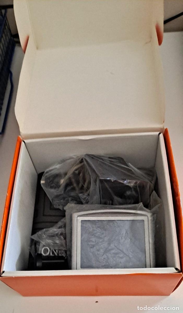 Segunda mano: GPS TOMTOM ONE - EDICION ESPECIAL - COMPATIBLE CON TR&Aacute;FICO - Foto 7