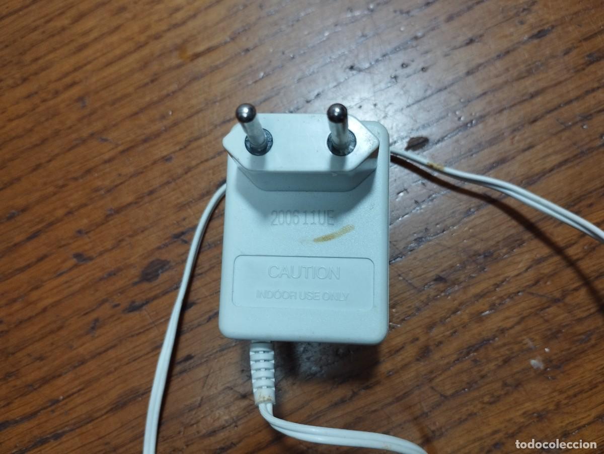 Segunda mano: Cargador Black & Decker VA035015A - Foto 4