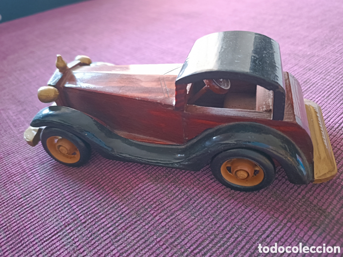 Segunda mano: Coche madera 19 cm - Foto 5