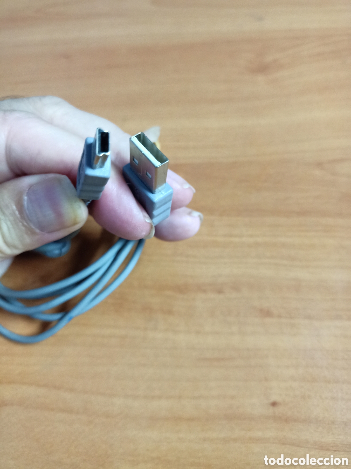 Segunda mano: Cable de 1.5 m - USB a mini-USB - Foto 1