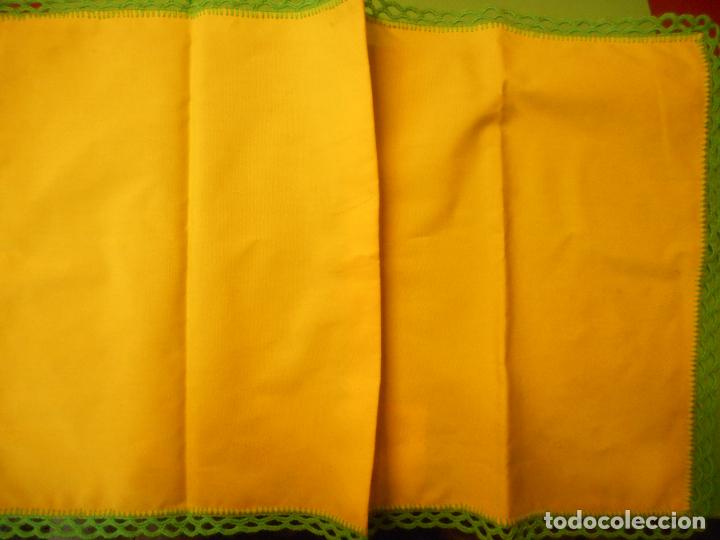 Segunda mano: BONITO TAPETE AMARILLO. MEDIDA 49 X 30 CM. - Foto 1