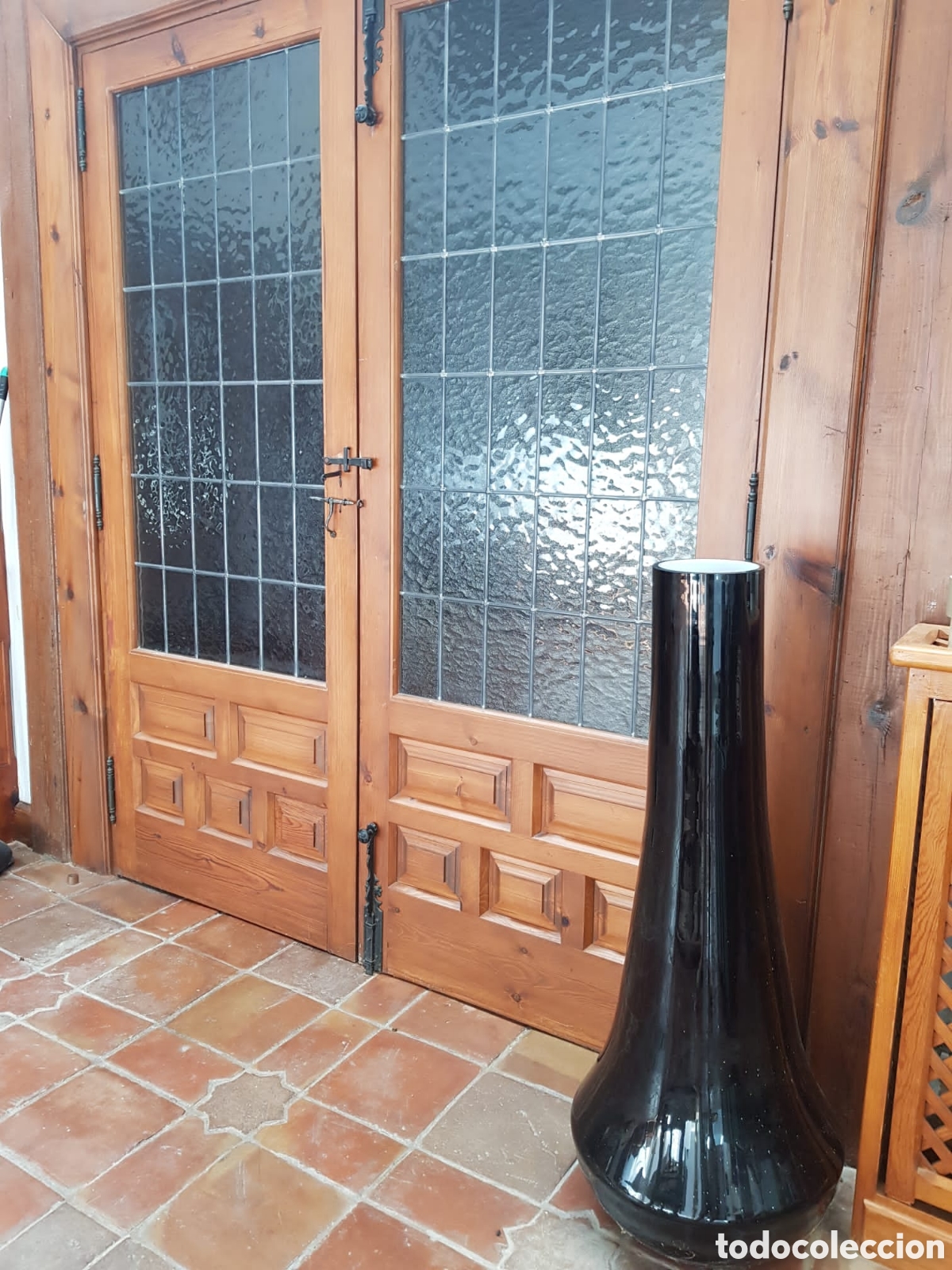 Segunda mano: Conjunto 4 jarrones opalina. 120cm. Negro cromado - Foto 5