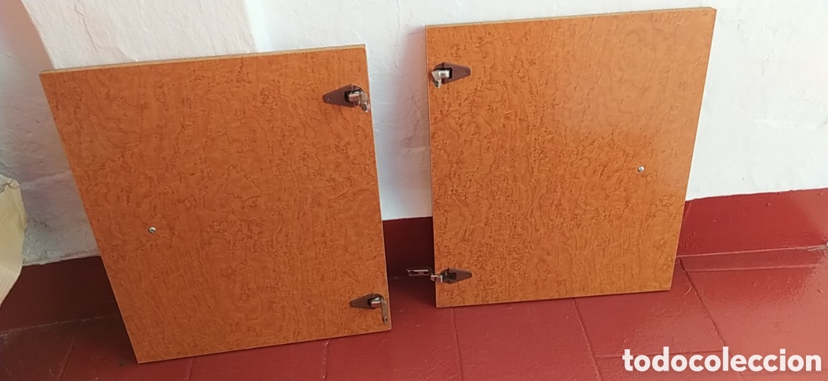 Segunda mano: 2 Puertas de madera con l&aacute;mina de cerezo - Foto 2