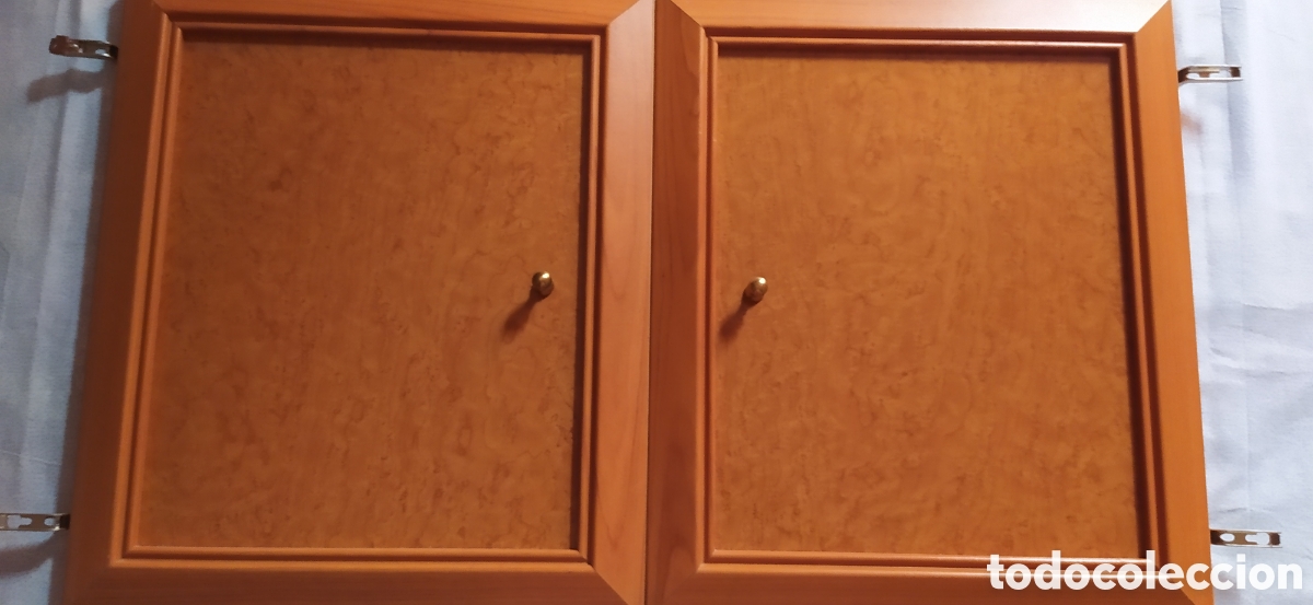 Segunda mano: 2 Puertas de madera con l&aacute;mina de cerezo - Foto 3
