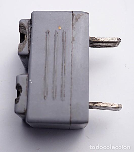Segunda mano: Antiguo adaptador de corriente 220-380V - Foto 2