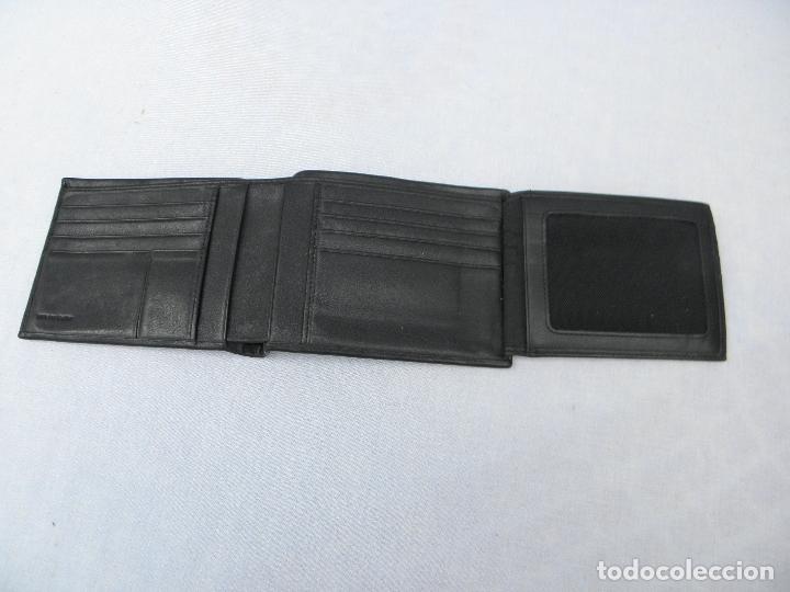 Segunda mano: Cartera billetera negra de piel original de Calvin Klein - Foto 4