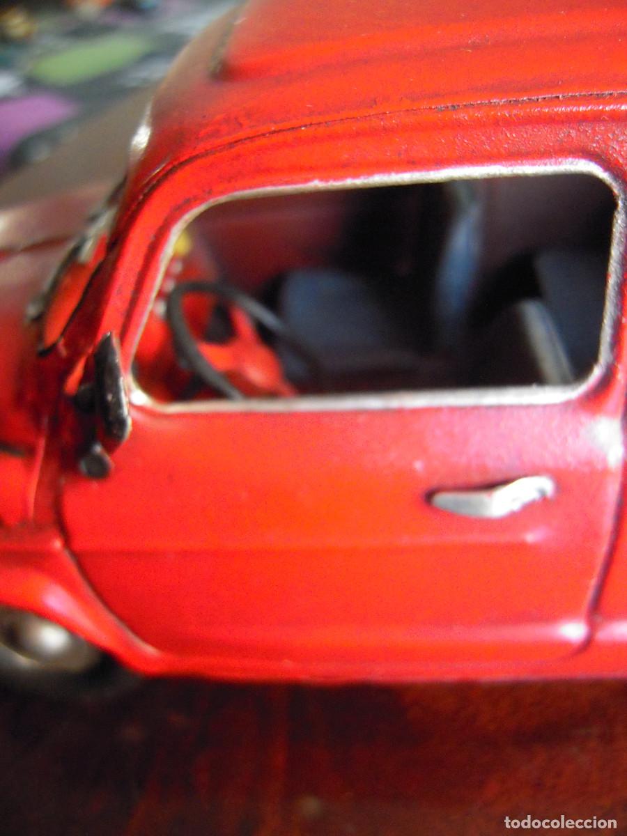 Segunda mano: Coche tipo seiscientos met&aacute;lico decorativo - Foto 7