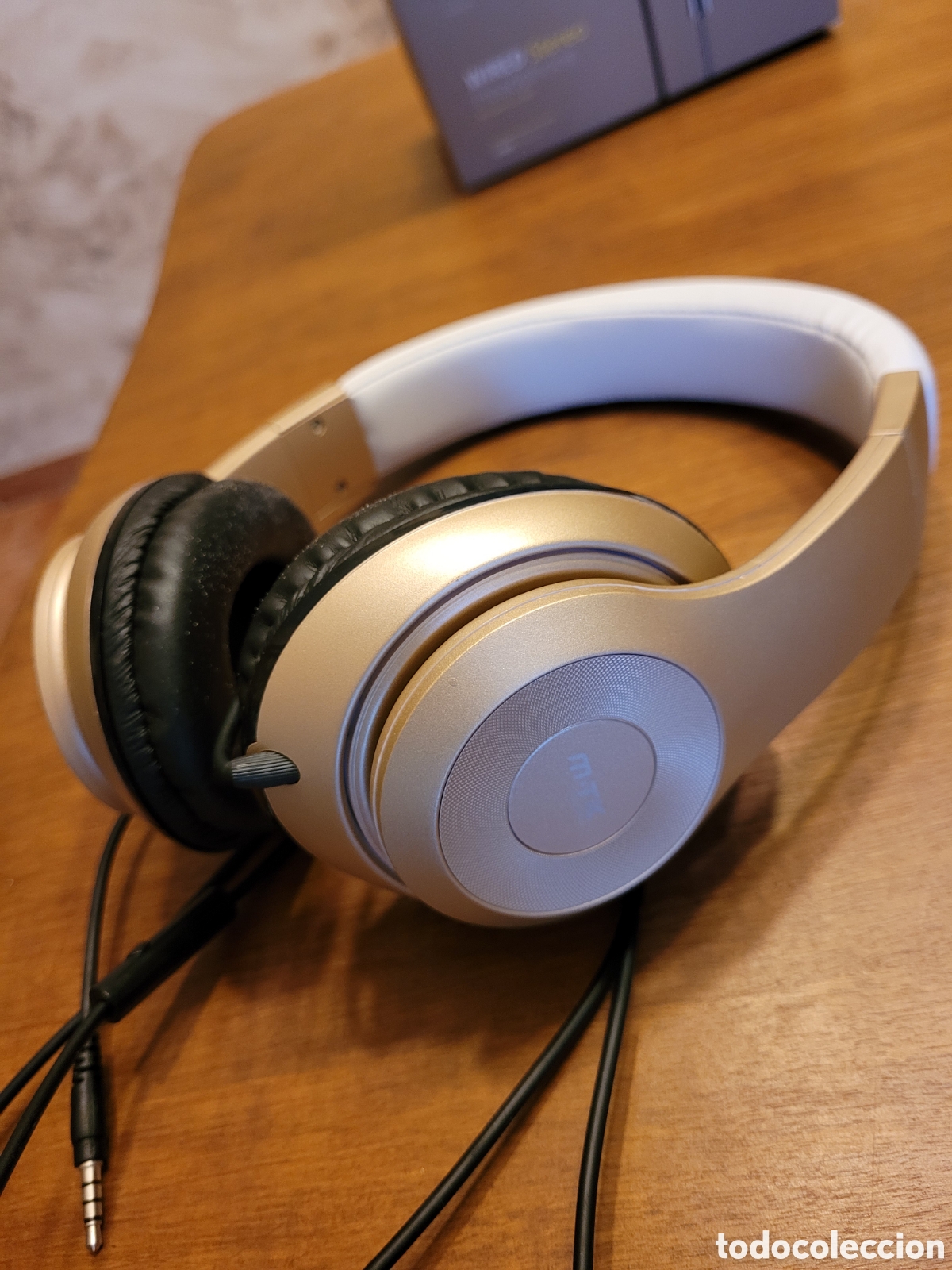 Segunda mano: Cascos auriculares nuevos en su caja - Foto 1