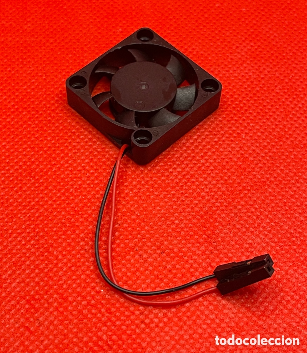 Segunda mano: Ventilador de refrigeraci&oacute;n para Raspberry Pi 2 Pin (Sin Tornillos) - Foto 1