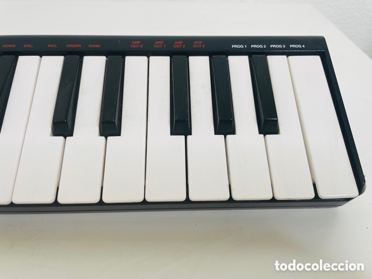 Segunda mano: Akai LPK 25 Midi Keyboard - Foto 5