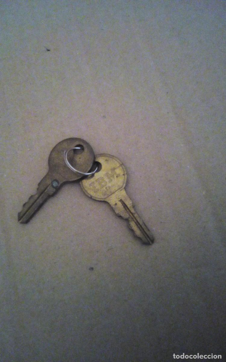 Segunda M&atilde;o: Llaves de viejo ordenador IBM. illinois lock co. Wheeling, iL. 847-537-1800. A754. A&ntilde;os 80.