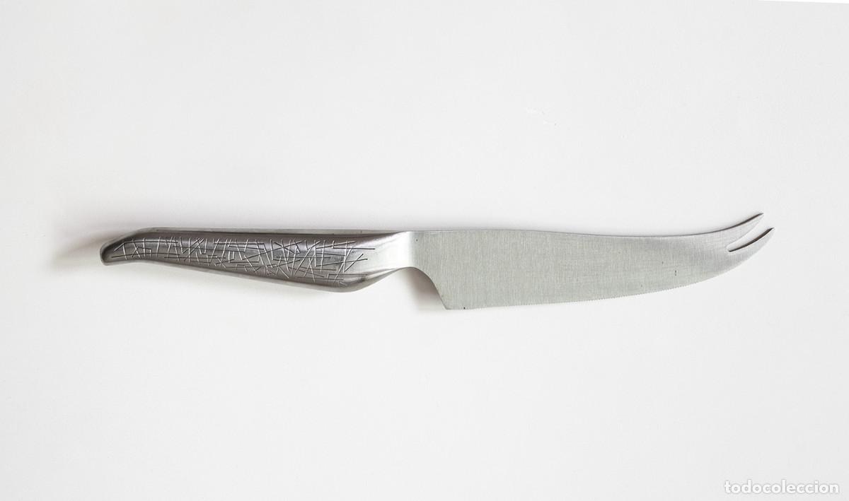 Segunda mano: Cuchillo de queso dise&ntilde;ado por Mariscal - Foto 1