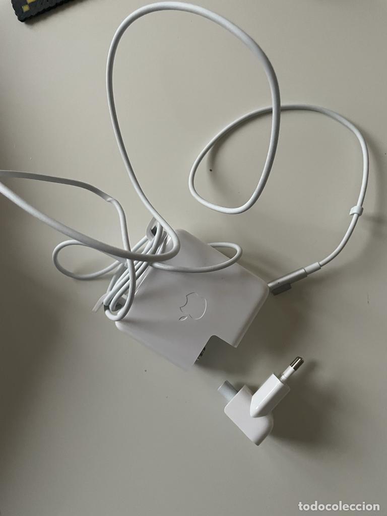 Segunda mano: Adaptador de corriente MagSafe de 60 vatios de Apple - Foto 3