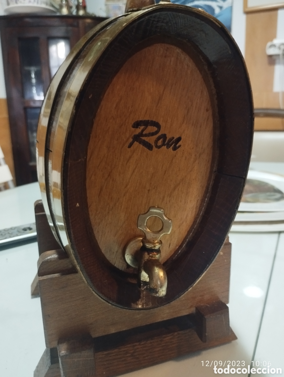 Barrica de madera para ron