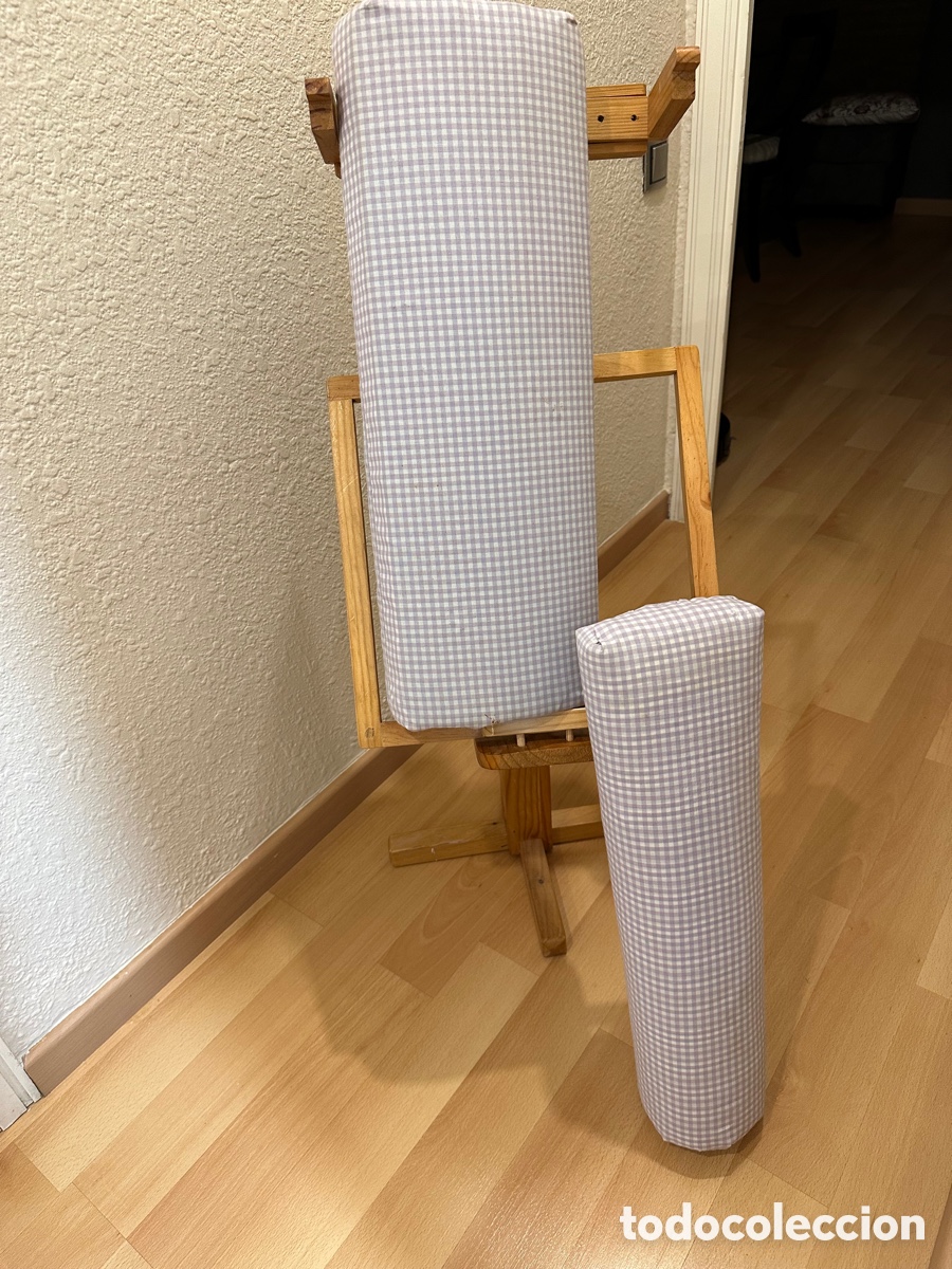 Segunda mano: Soporte y 2 cojines - Foto 2