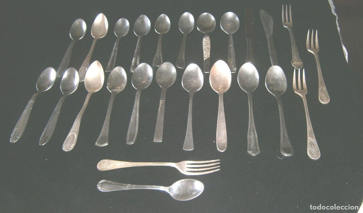Segunda mano: cucharas de postre 19 + 4 tenedores - Foto 2