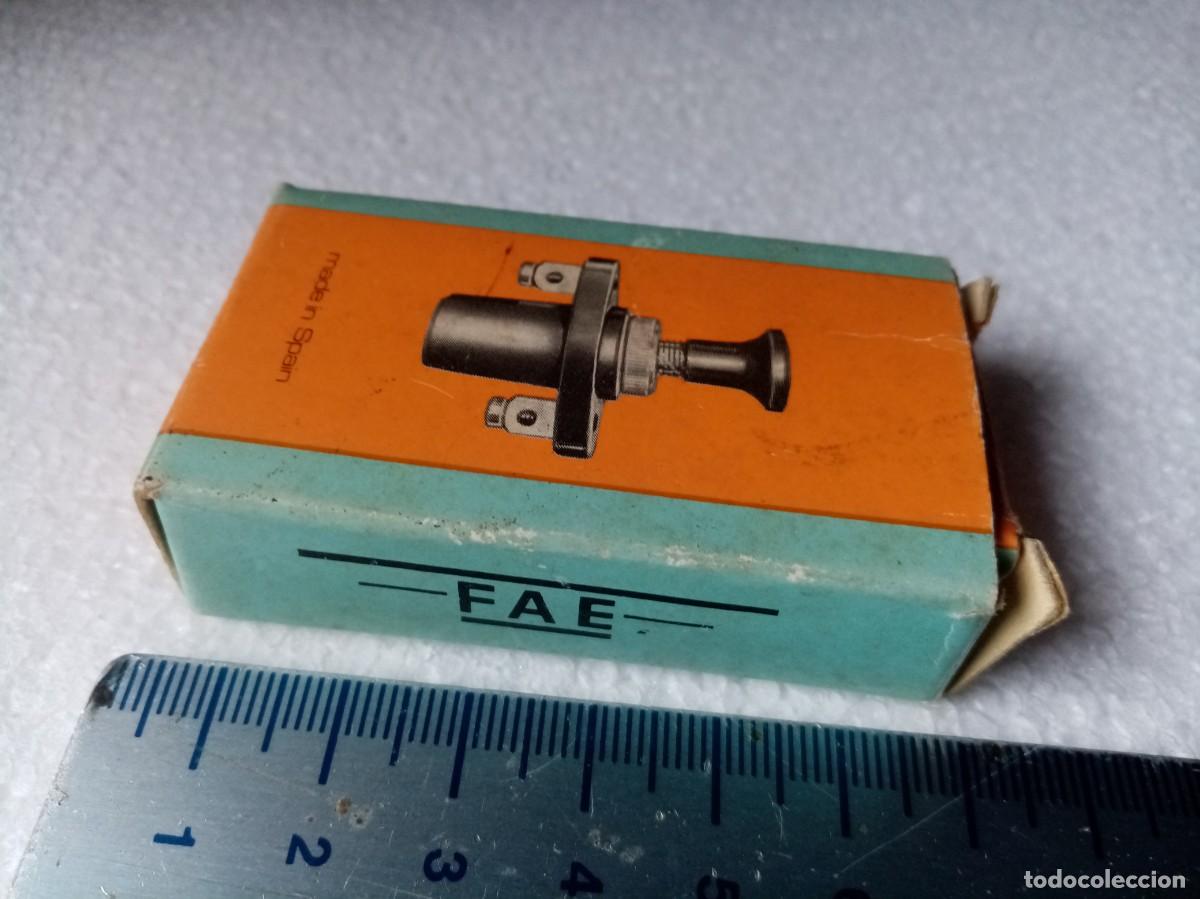 Segunda mano: ANTIGUO INTERRUPTOR TIPO AVION MARCA FAE EN CAJA SIN USAR - Foto 2