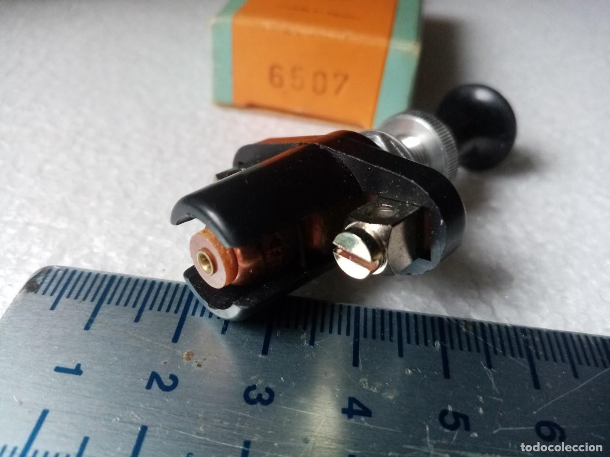 Segunda mano: ANTIGUO INTERRUPTOR TIPO AVION MARCA FAE EN CAJA SIN USAR - Foto 5