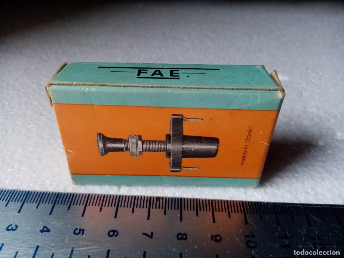 Segunda mano: ANTIGUO INTERRUPTOR TIPO AVION MARCA FAE EN CAJA SIN USAR - Foto 7
