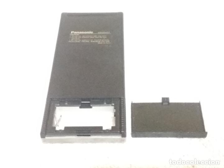 Segunda mano: MANDO CONTROL REMOTO PANASONIC VSQ0407 - Foto 2