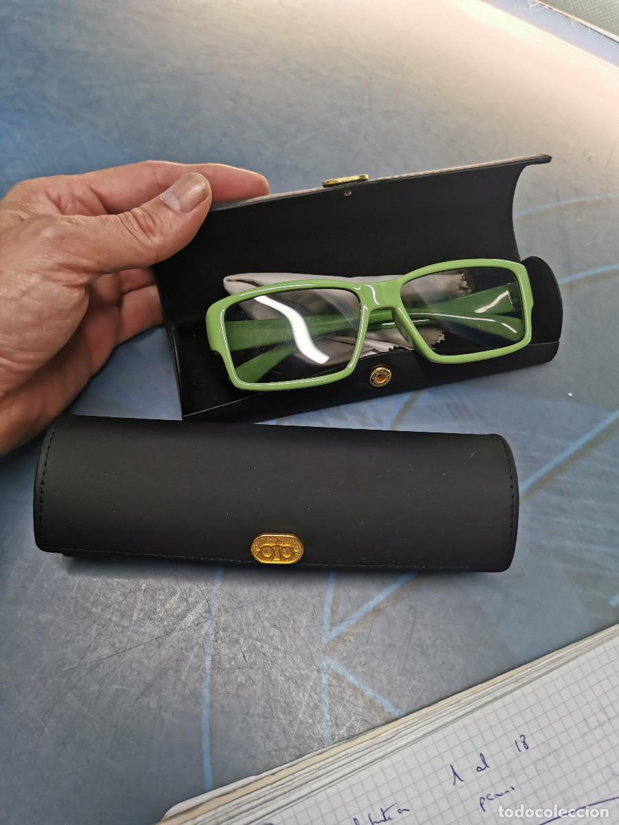 Segunda mano: Lote dos gafas 3&middot;D para LG , con su funda - Foto 4