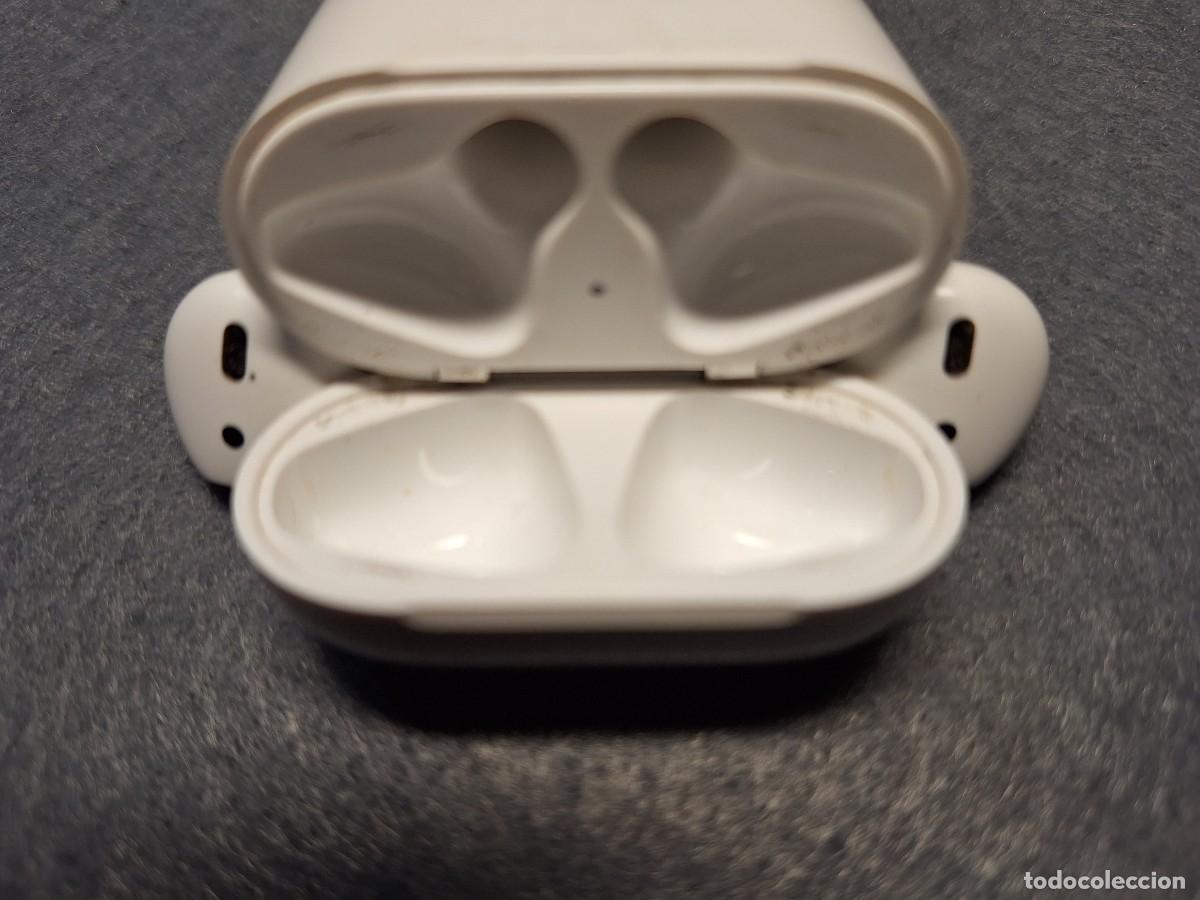 Segunda mano: AIRPODS APPLE, SEGUNDA GENERACI&Oacute;N, 2019. - Foto 4