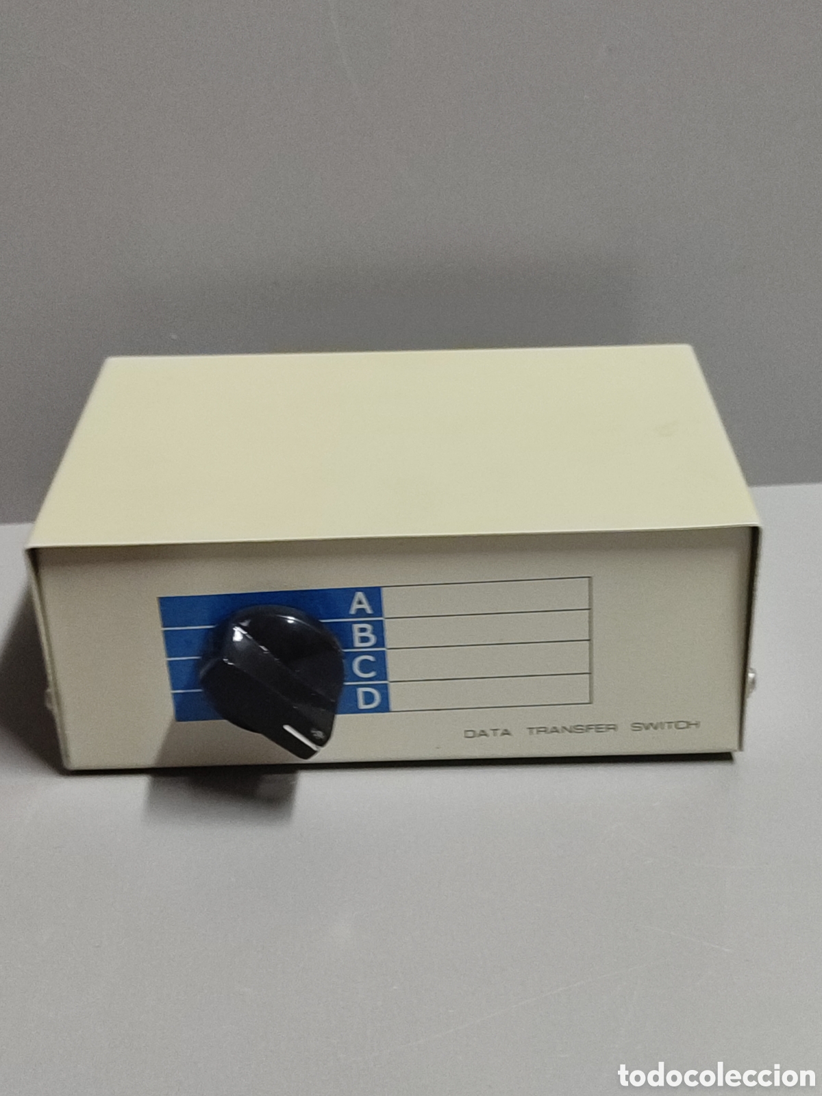 D'Occasion: Data Transfer switch, conmutador para transferencia de datos manual, a&ntilde;os 80. Nunca usado.