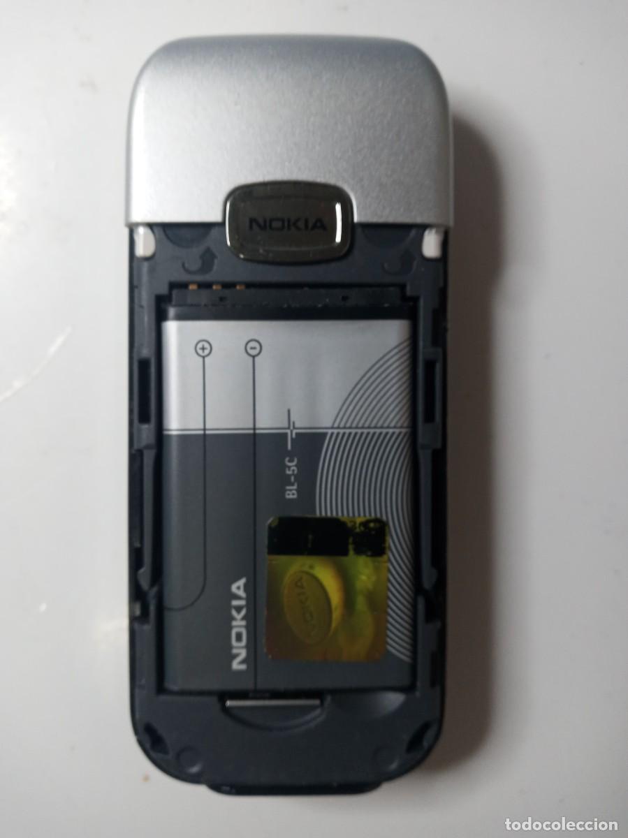 Segunda mano: Tel&eacute;fono m&oacute;bil NOKIA 6030 tipo RM-74 - Foto 2