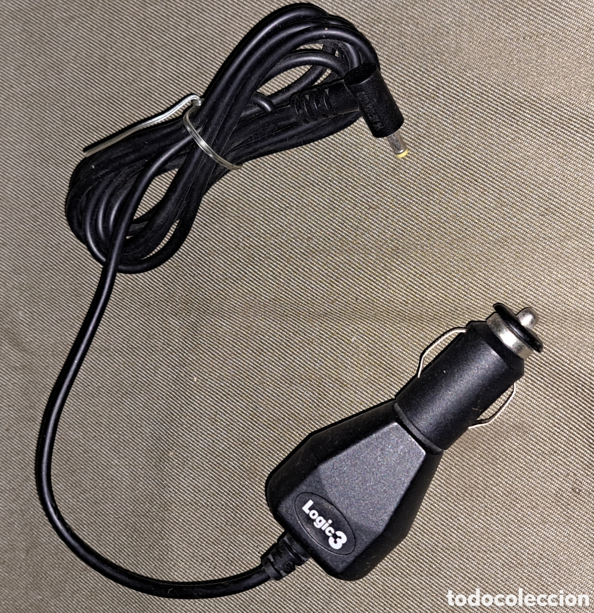 Segunda mano: LOGIC 3 CARGADOR DE COCHE, 12 V 12 W - Foto 1