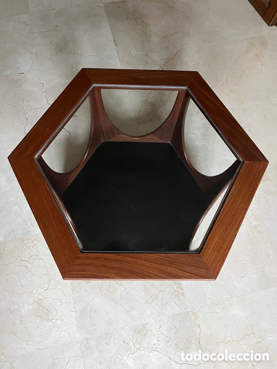 Segunda mano: Mesa hexagonal de teca dise&ntilde;o de V&iacute;ctor Wilkins - Foto 3
