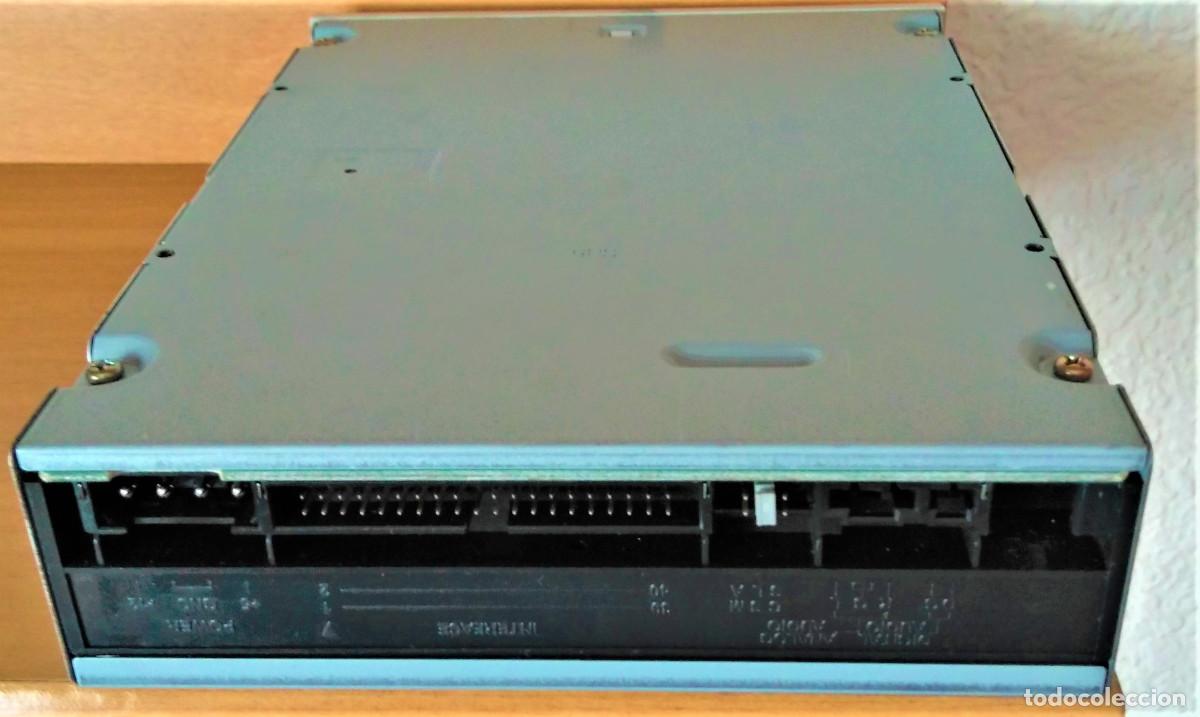 Segunda mano: LECTOR Y REGRABADOR DE CD MARCA LG - MODELO: GCE-8481B. - Foto 3