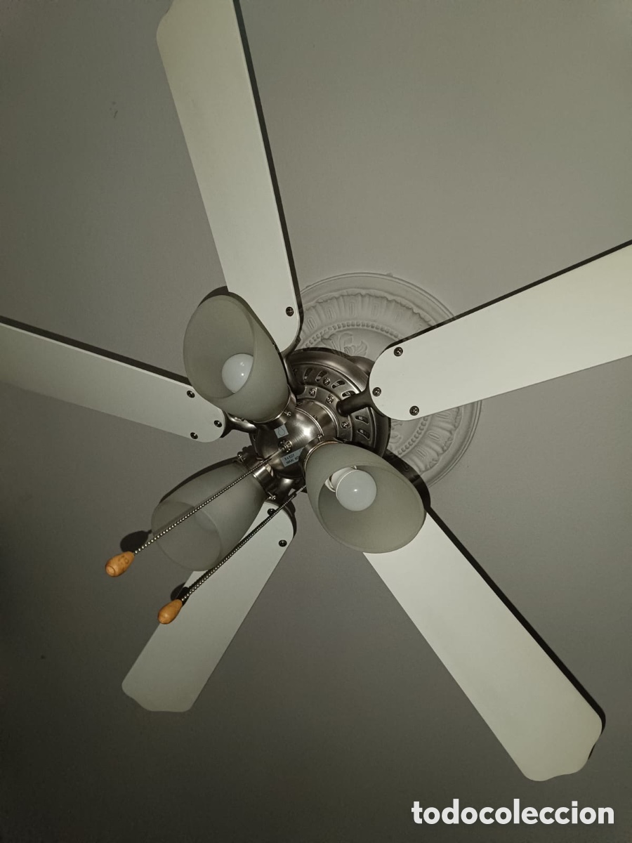 Segunda mano: Ventilador de techo con luz - Foto 4