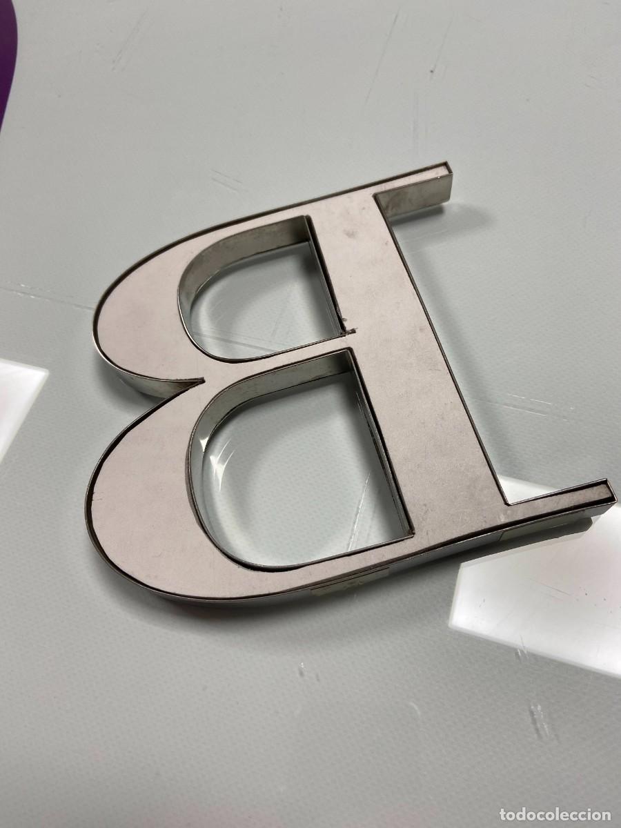 Segunda mano: Letra B Acero Inox. - Foto 4