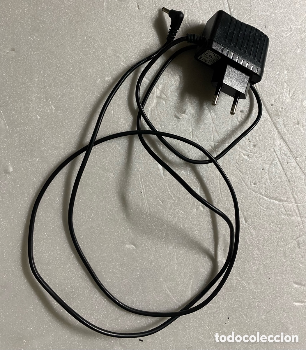 Segunda mano: CARGADOR PARA TEL&Eacute;FONO M&Oacute;VIL - Foto 2