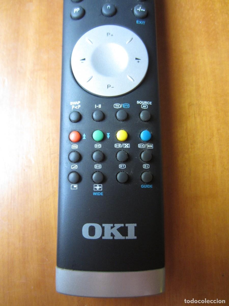 Segunda mano: Mando a Distancia para TV modelo RC1050 de OKI - Foto 4