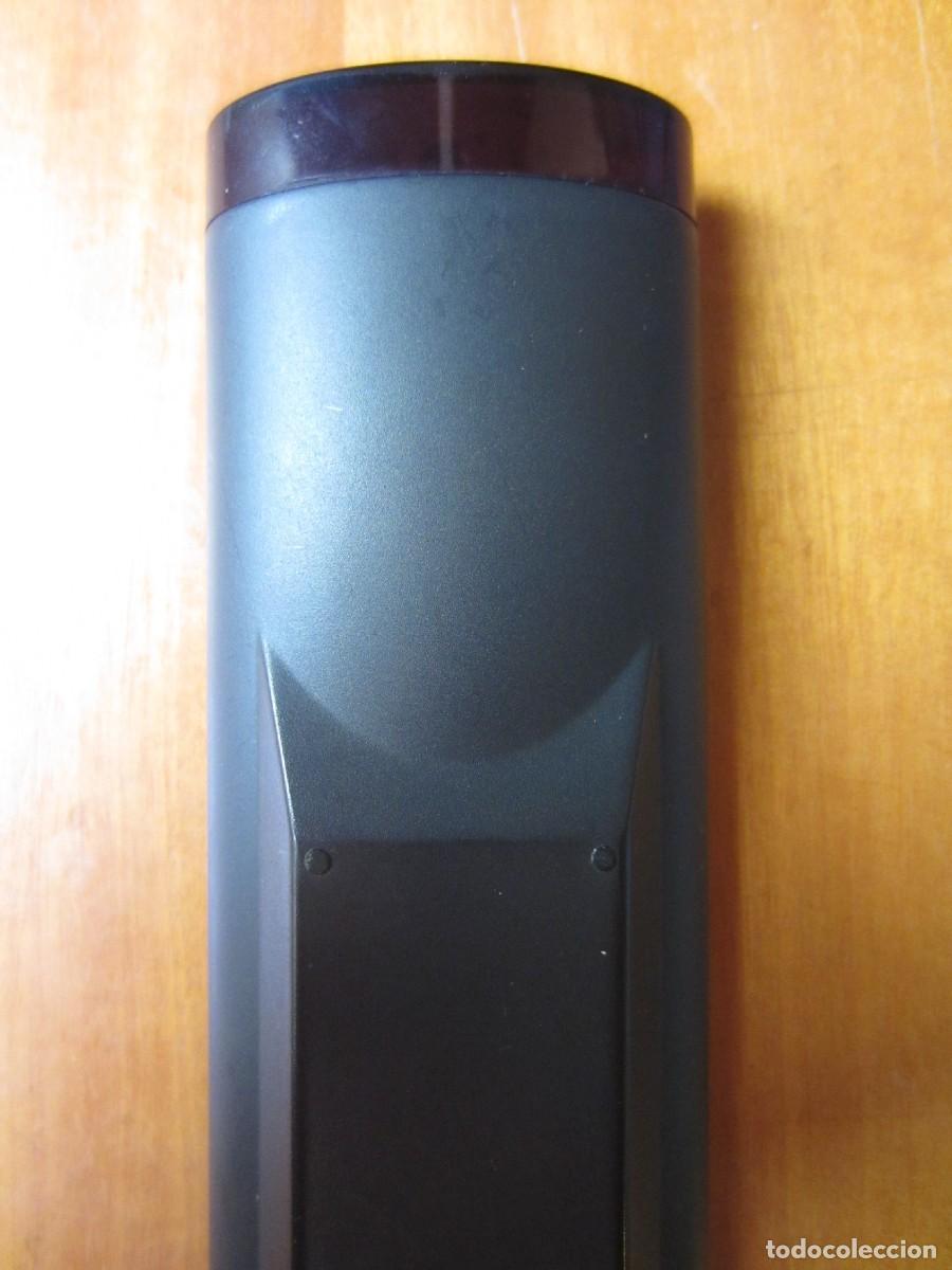Segunda mano: Mando a Distancia para TV modelo RC1050 de OKI - Foto 9