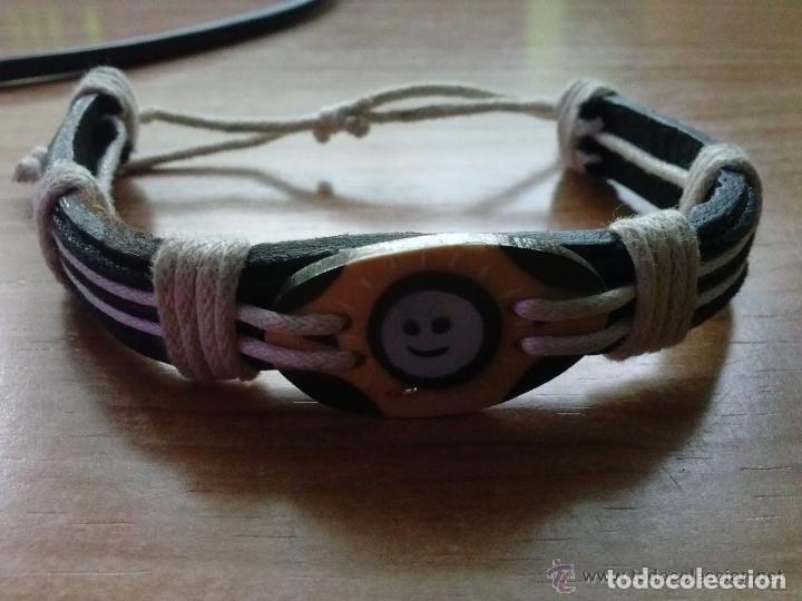 Segunda mano: Pulsera en hueso . Adaptable - Foto 2