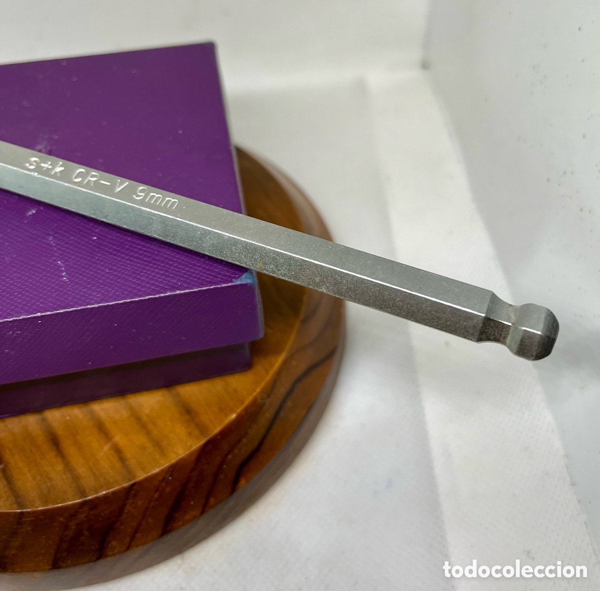 Segunda mano: LLAVE DE 9 mm - Foto 3