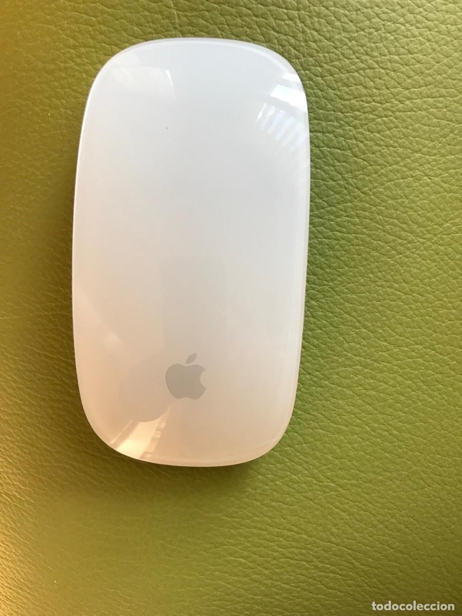 Segunda mano: RATON APPLE A1296 vdc APPLE MAGIC MOUSE inal&aacute;mbrico, bluetooth y sensor optico - Foto 1
