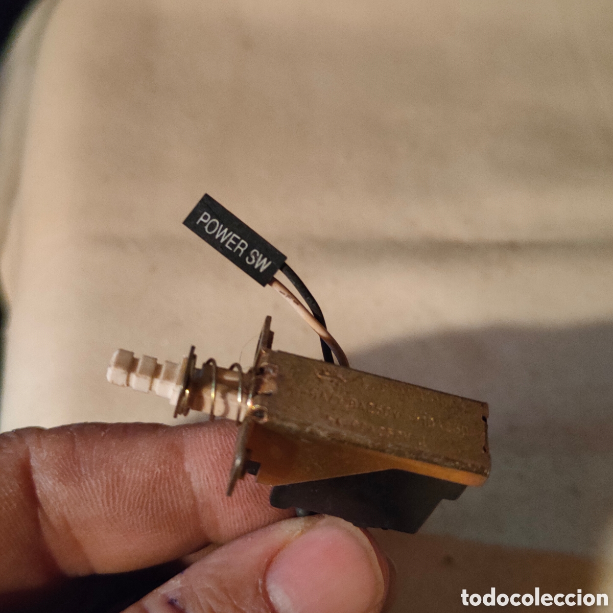 Segunda mano: Boton Reset de Pc - Foto 1