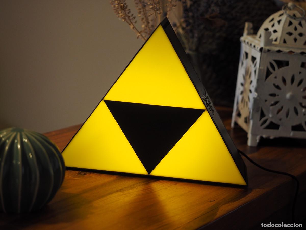 Segunda mano: Lampara Trifuerza Zelda - Foto 1