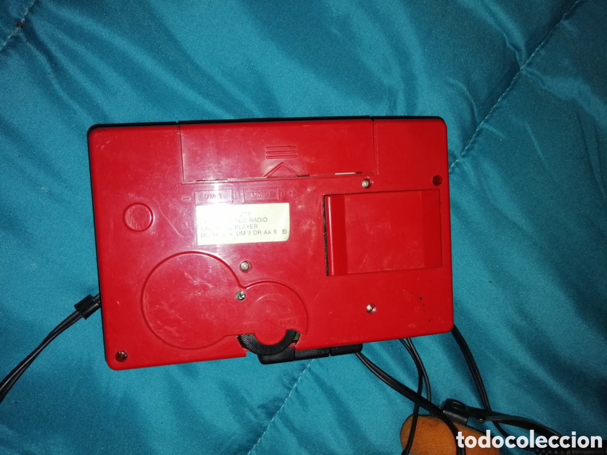 Segunda mano: Radio est&eacute;reo play cassette Player z12 - Foto 4