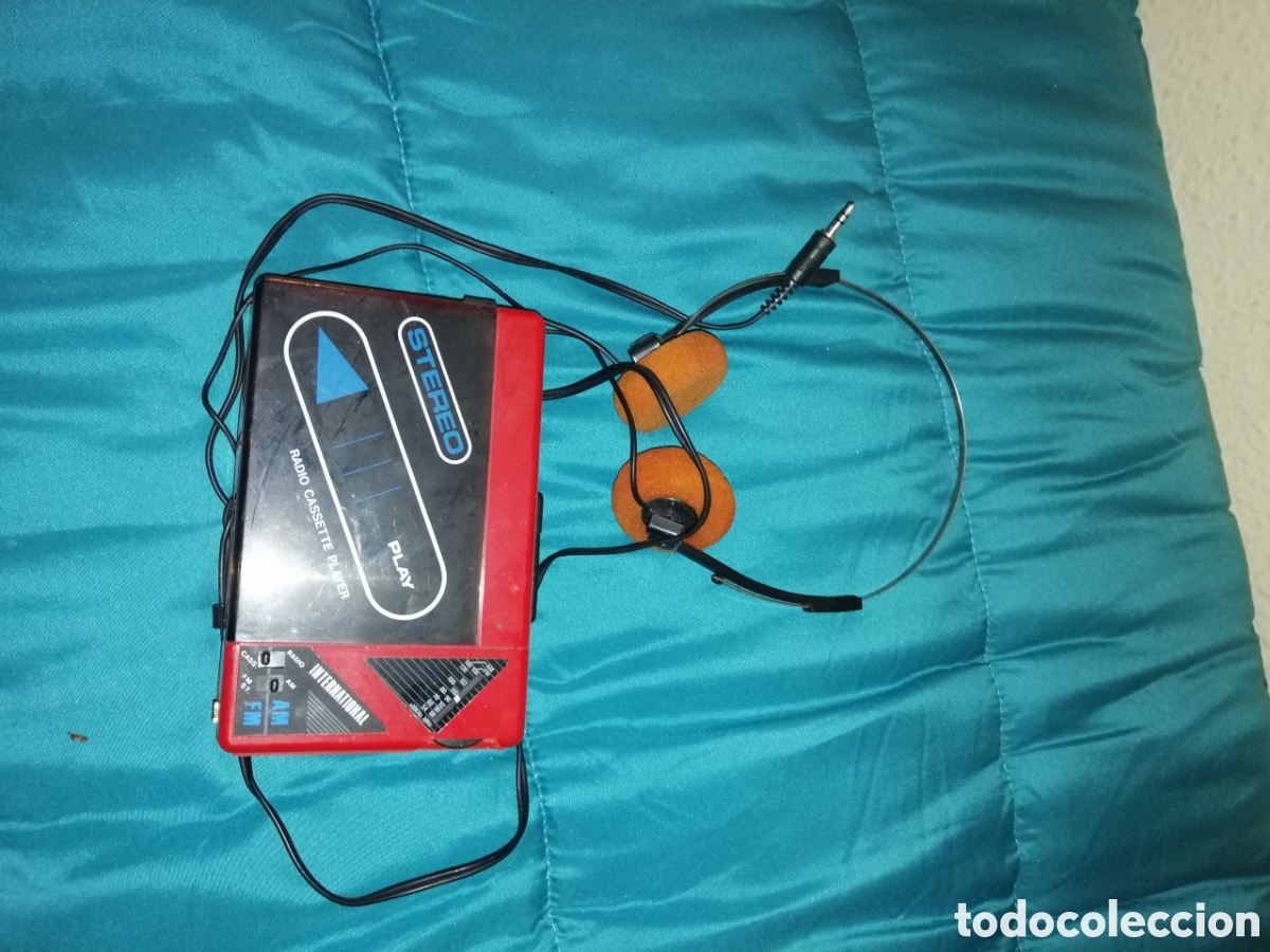 Segunda mano: Radio est&eacute;reo play cassette Player z12 - Foto 1